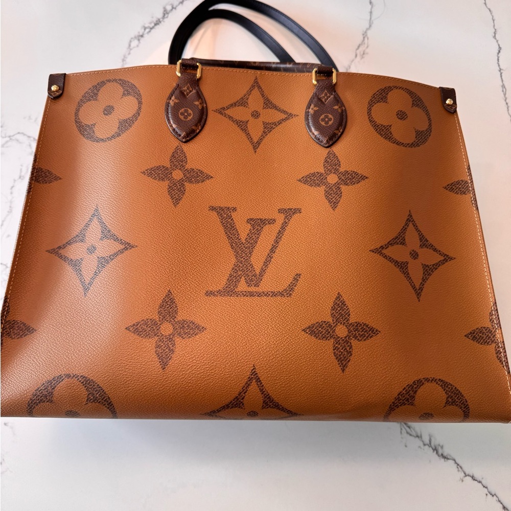 Authentic Louis Vuitton Reverse Monogram On-The-G… - image 1